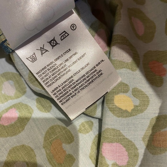 Anthropologie Farm Womens Rio Hanya Puff Sleeve Blouse Leopard Blue Size Medium - Picture 11 of 12